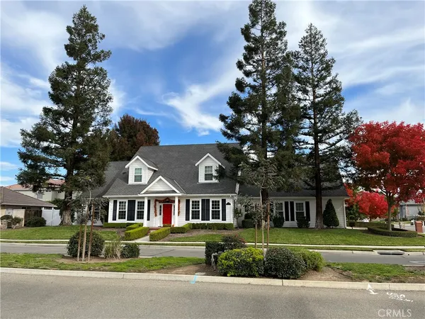 $759,900 | 575 Woodlands Drive, Madera, CA 93637