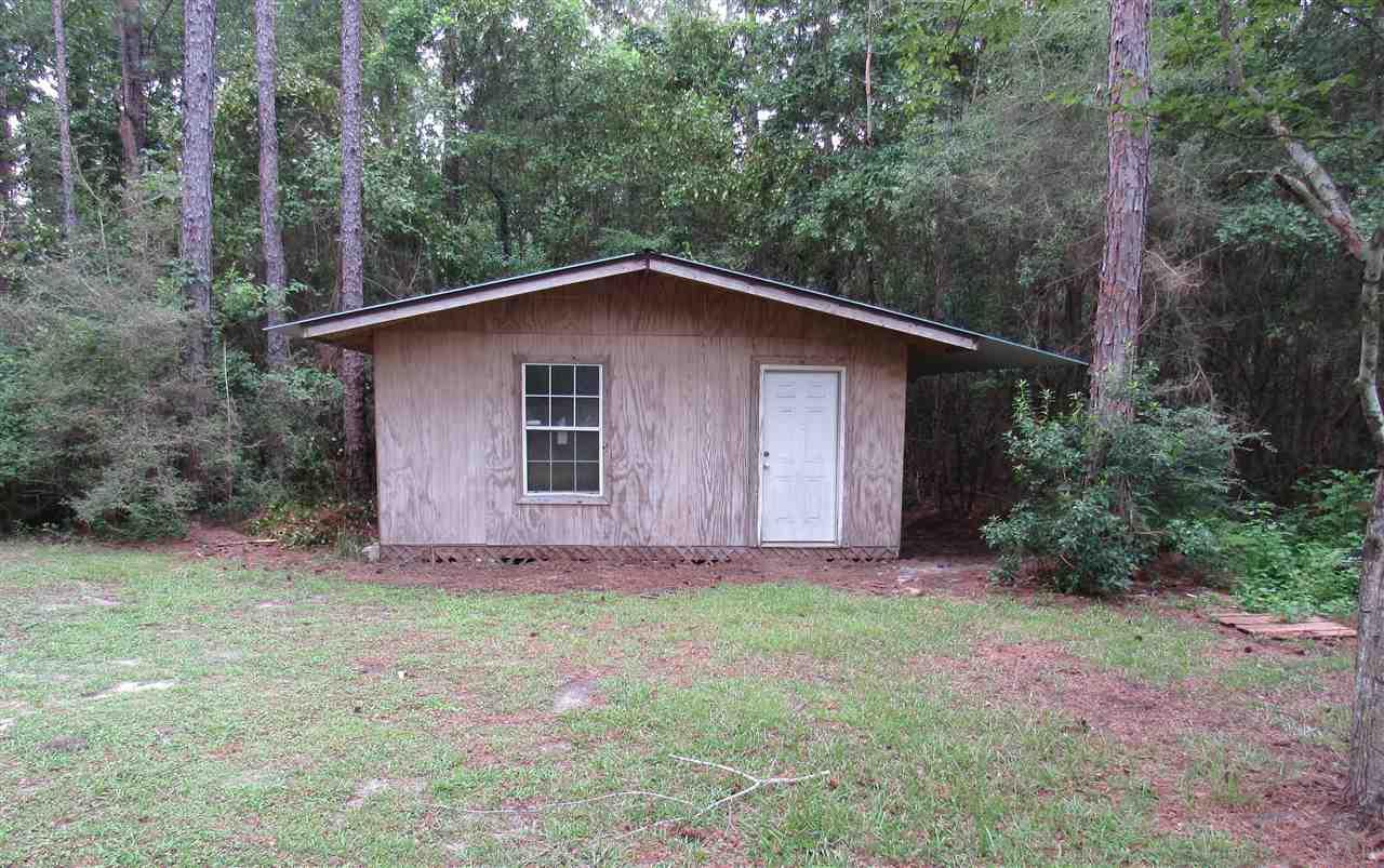7686 4 Flags Road Laurel Hill, FL 32567 - Photo 3 of 15 Gallery Image 3