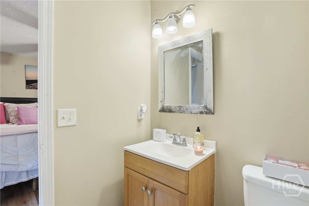 486 Garden Acres Way Pooler, GA 31322 - Photo 20 of 25 Primary Bathroom