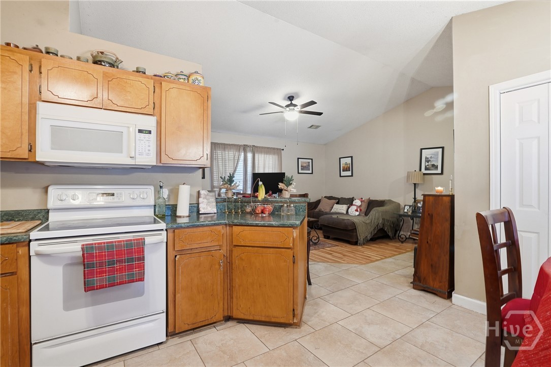 486 Garden Acres Way Pooler, GA 31322 - Photo 9 of 25