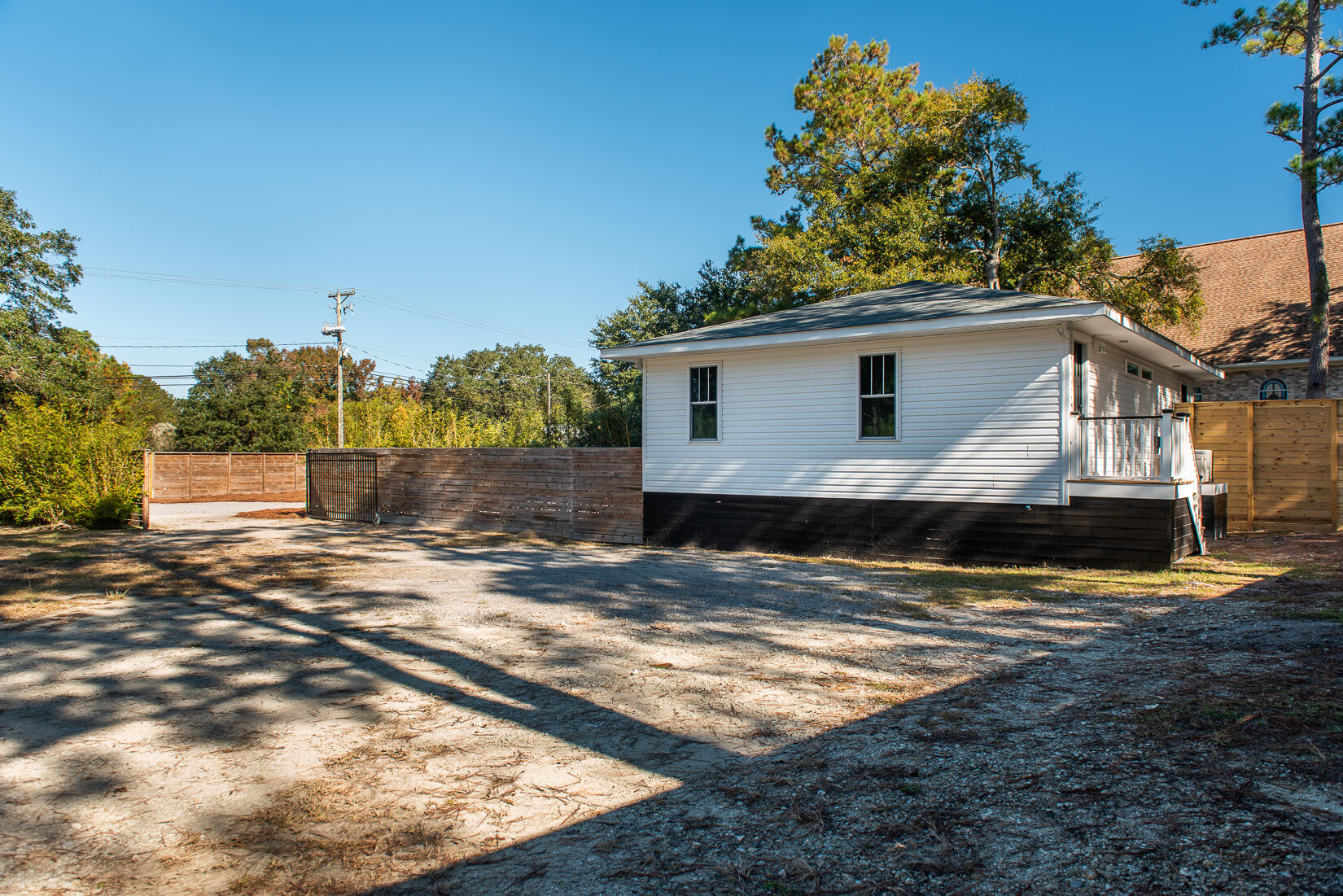 1813 Central Park Road Charleston, SC 29412 - Photo 11 of 55 1813CentralPark-57