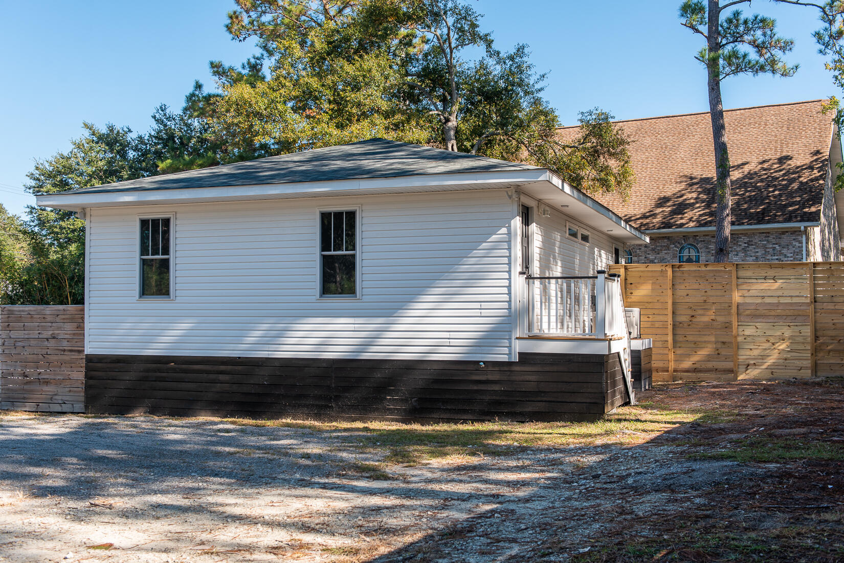 1813 Central Park Road Charleston, SC 29412 - Photo 10 of 55 1813CentralPark-56