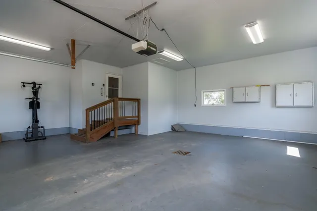 $699,900 | 39321 141st Avenue, Montgomery, MN 56069