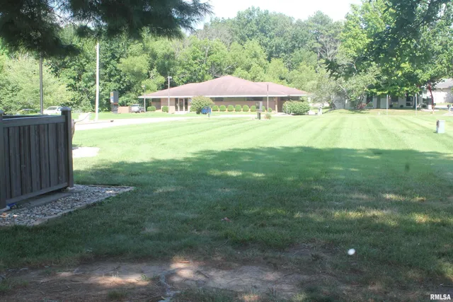 $69,000 | 1160 A North Cedar Court, Carbondale, IL 62901