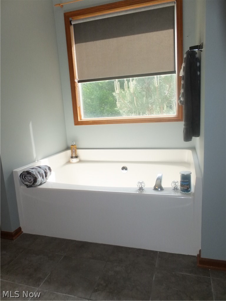 775 Brunsdorph Road Akron, OH 44333 - Photo 20 of 35