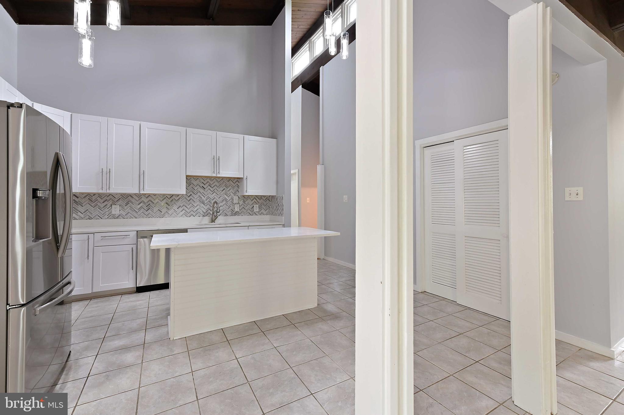 4621 Dustin Road Burtonsville, MD 20866 - Photo 13 of 52 Front Side View