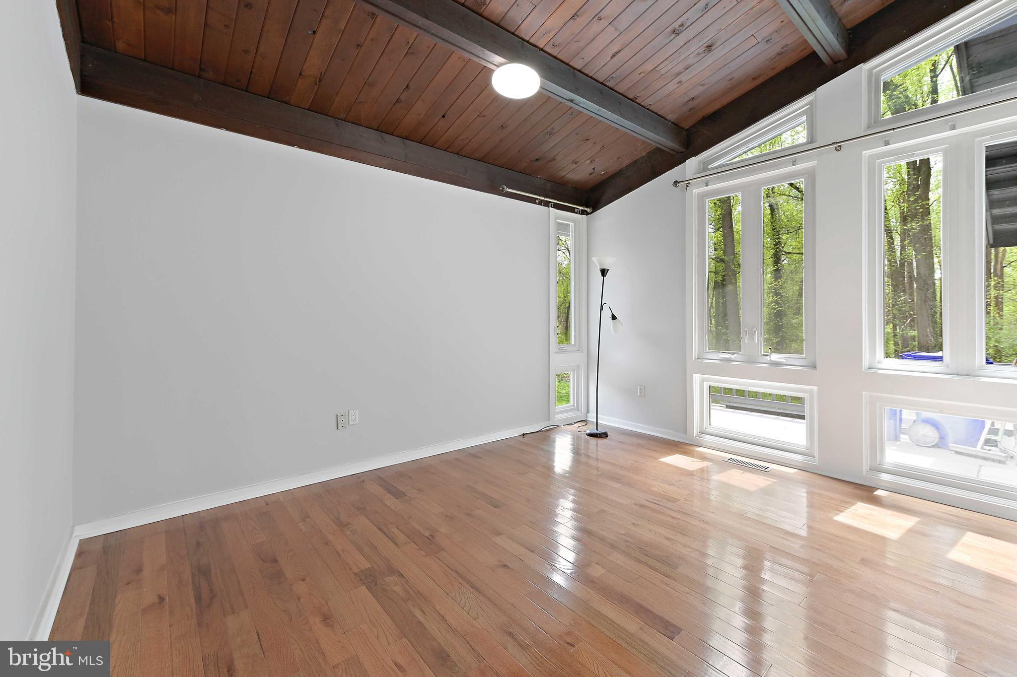 4621 Dustin Road Burtonsville, MD 20866 - Photo 23 of 52 Primary Bedroom