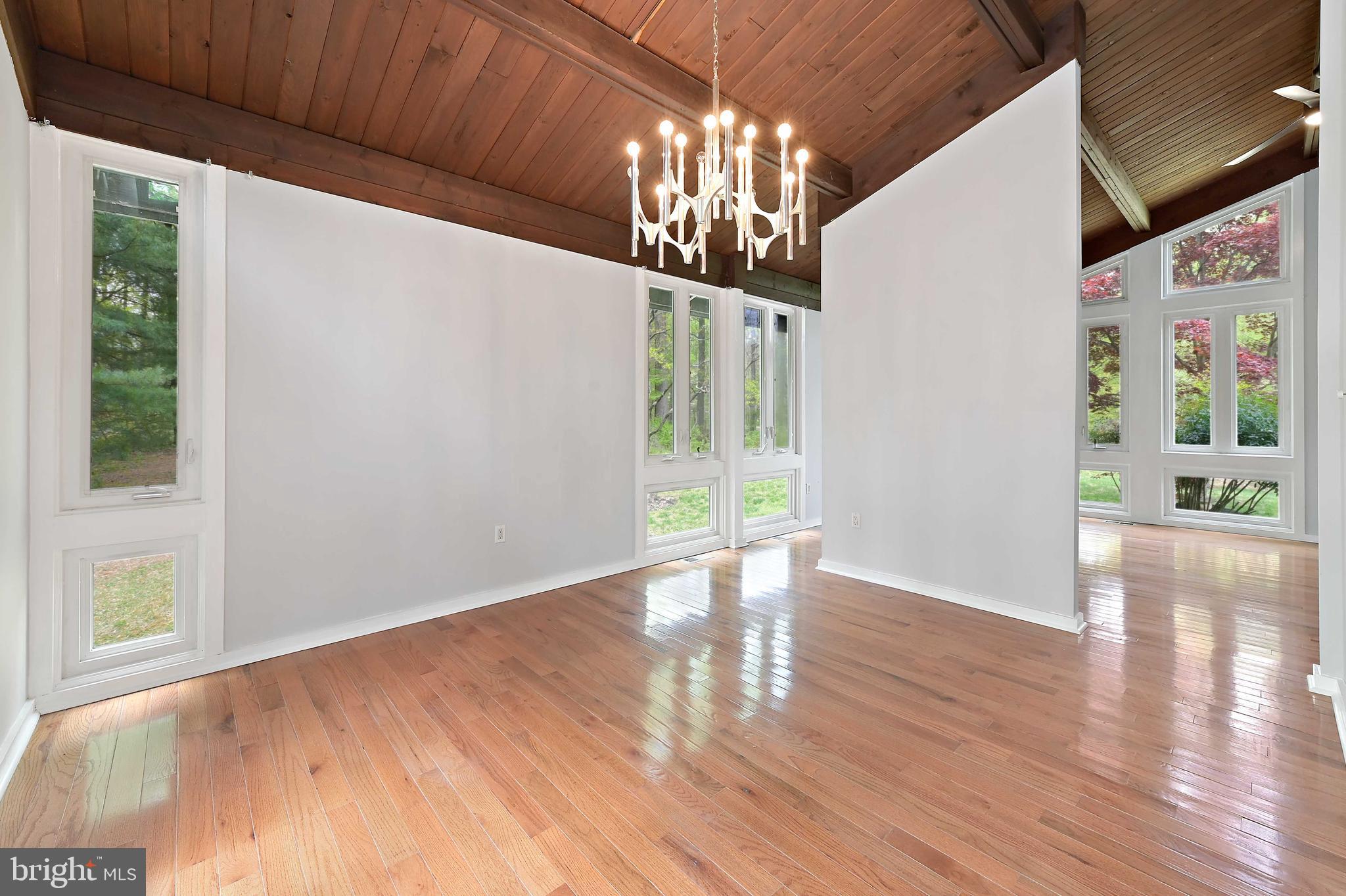 4621 Dustin Road Burtonsville, MD 20866 - Photo 10 of 52 Dining Room