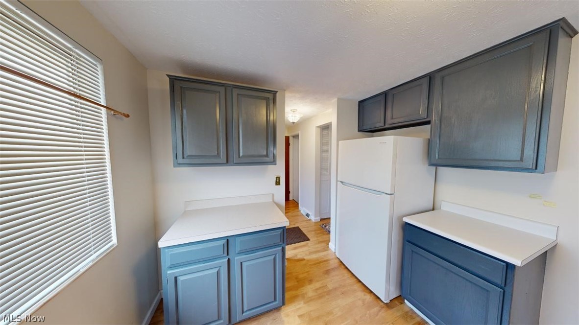 964 Hampton Ridge Drive Akron, OH 44313 - Photo 4 of 21