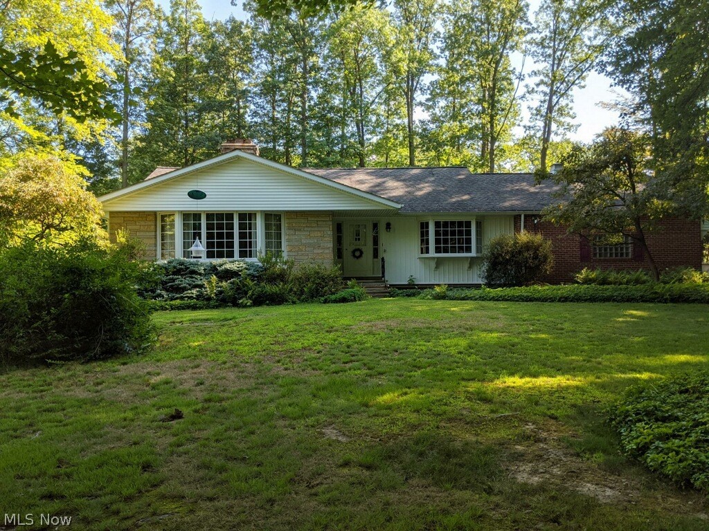 6974 Gates Road Gates Mills, OH 44040 - Photo 1 of 4 Gallery Image 1