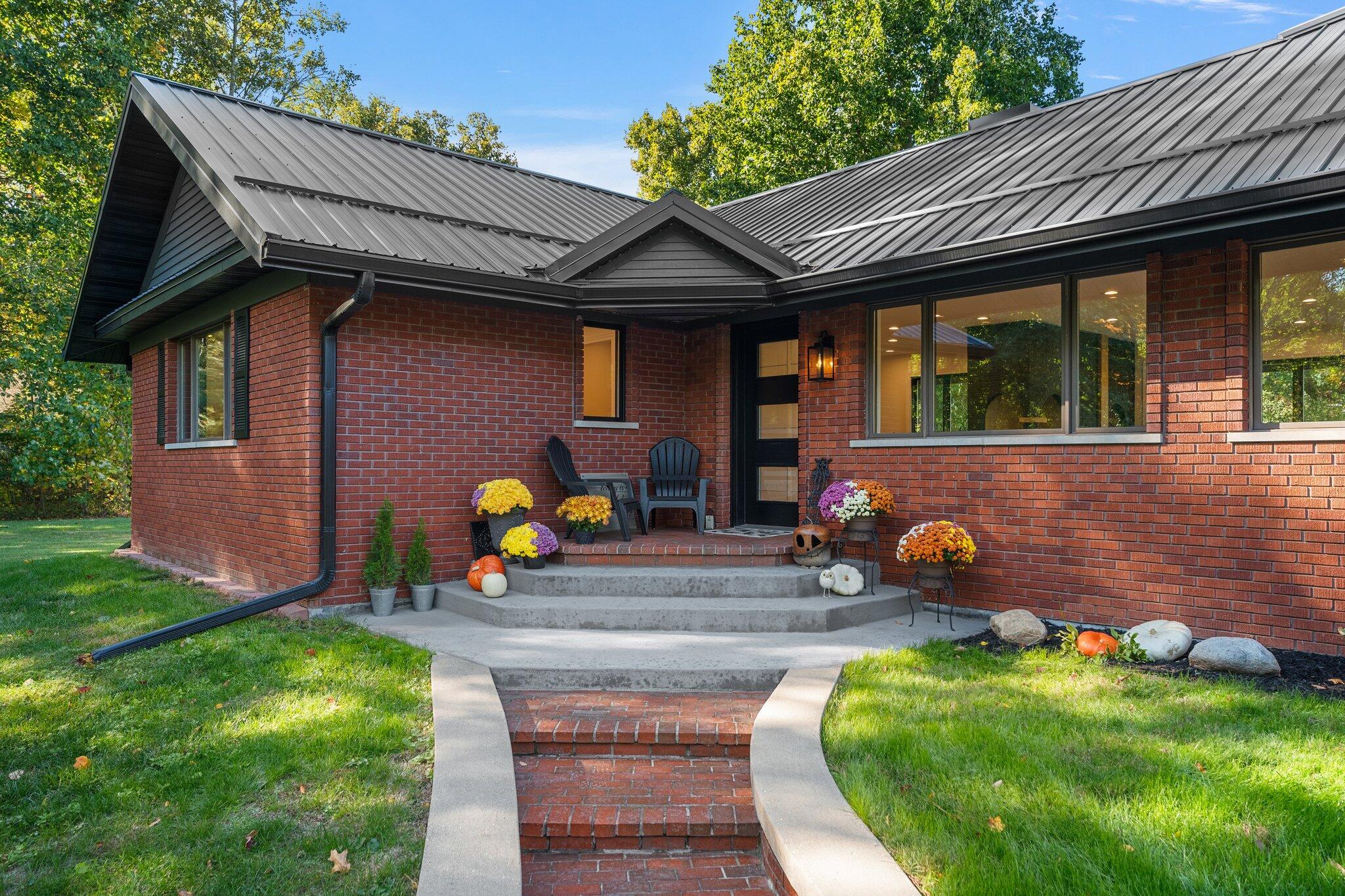 100 Holton Road La Porte, IN 46350 - Photo 44 of 60 2048x1365