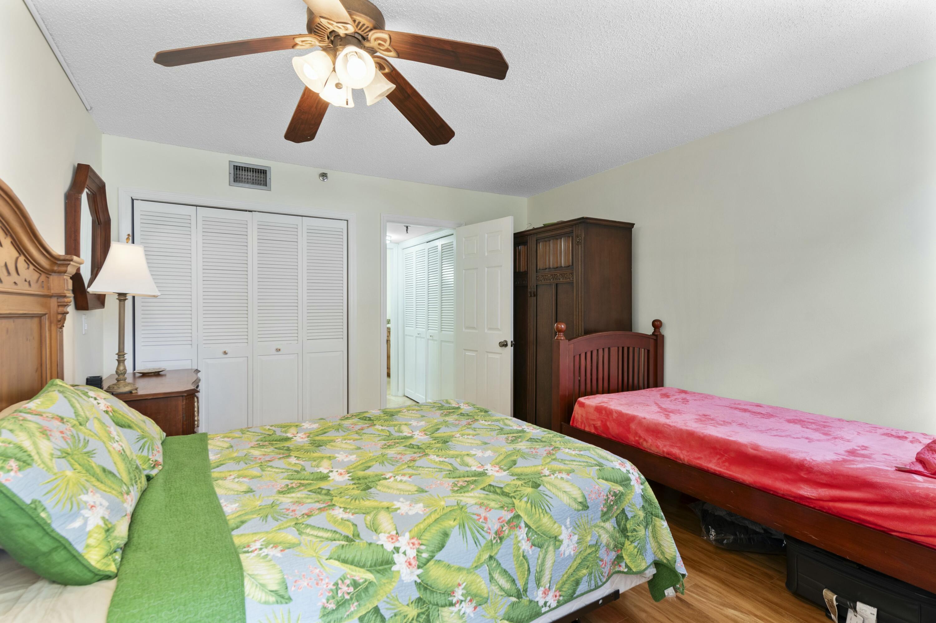 899 Jeffery Street, Unit 201 Boca Raton, FL 33487 - Photo 23 of 57 tempImage7D49vS