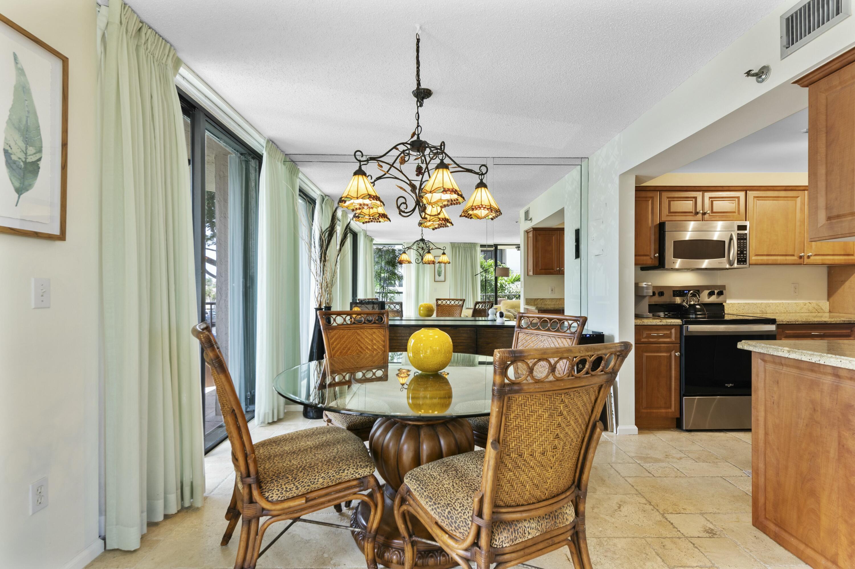 899 Jeffery Street, Unit 201 Boca Raton, FL 33487 - Photo 9 of 57 tempImageVHaKk3