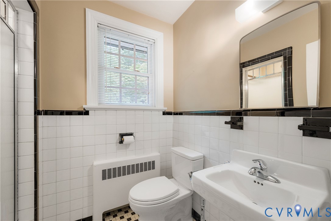 2431 Breckenridge Road Richmond, VA 23225 - Photo 13 of 39