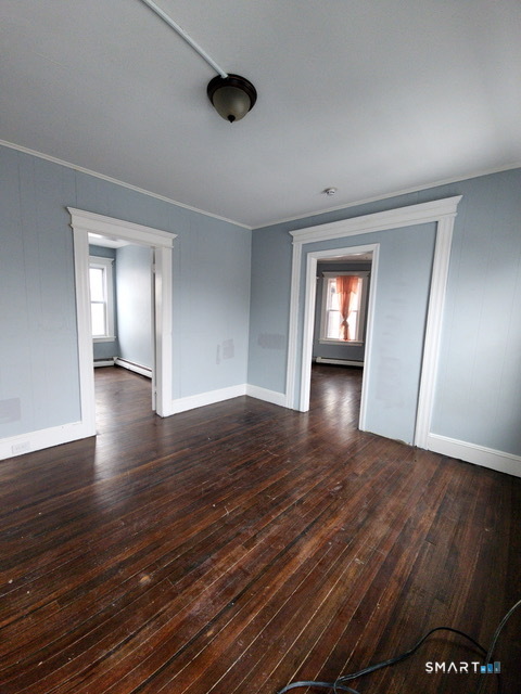 463 Logan Street, Unit 2 Bridgeport, CT 06607 - Photo 5 of 5