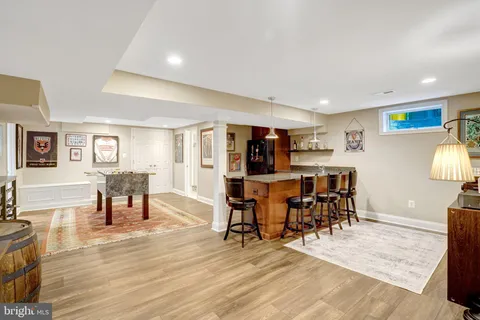 $1,950,000 | 117 West George Mason Road, Falls Church, VA 22046