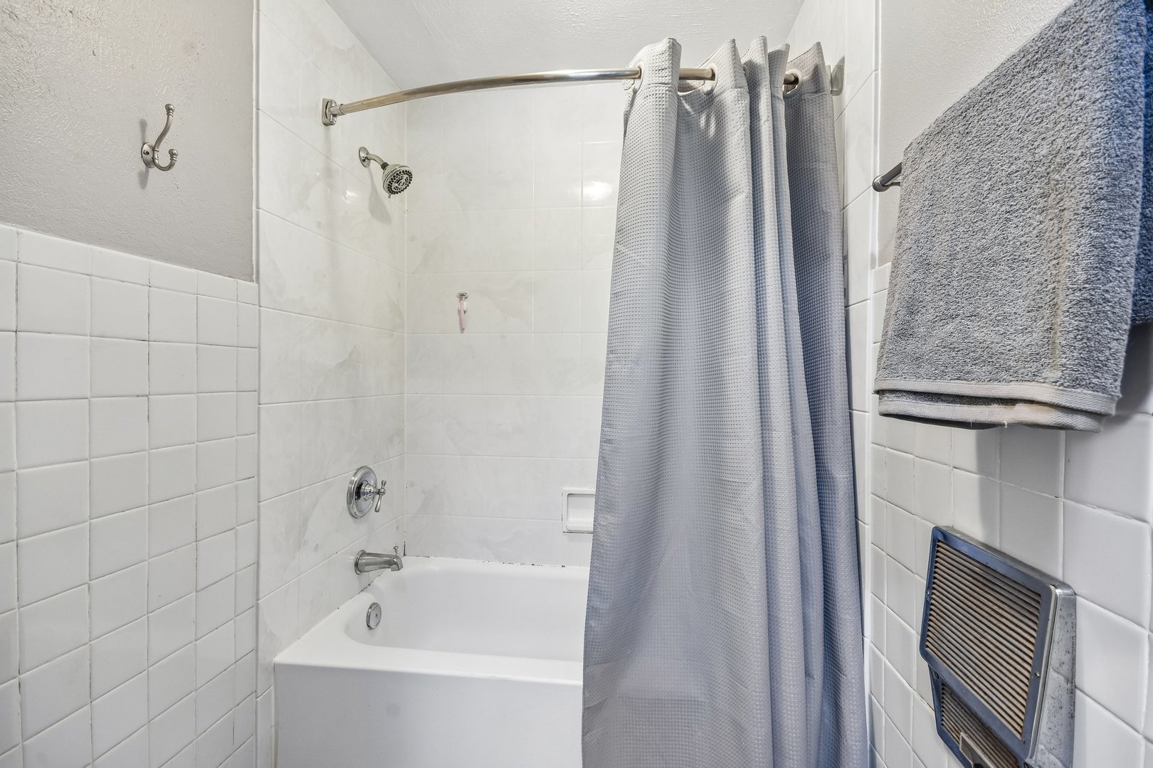 693 Spring Road Elmhurst, IL 60126 - Photo 15 of 32