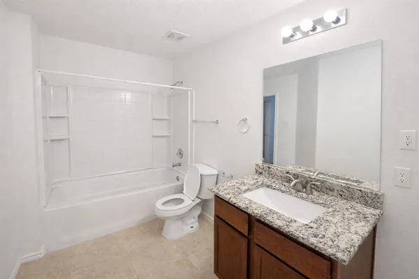 $2,200 | 210 Long Prairie Drive, Forney, TX 75126
