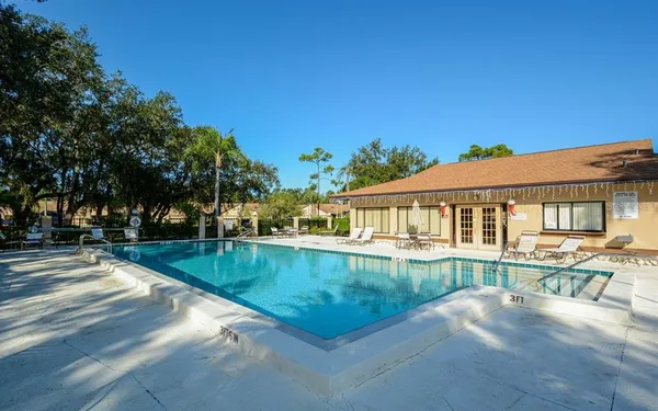 $2,000 | 5767 Avista Drive, Unit 4166, Sarasota, FL 34243