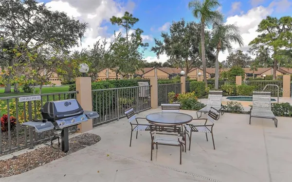 $2,000 | 5767 Avista Drive, Unit 4166, Sarasota, FL 34243
