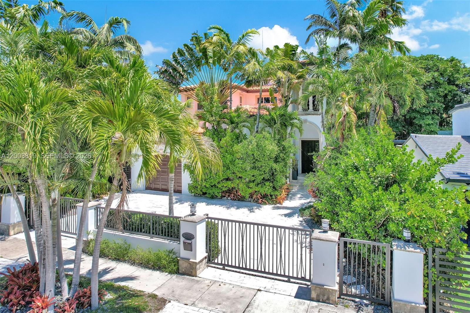 2143 North Bay Road Miami Beach, FL 33140 - Photo 7 of 77