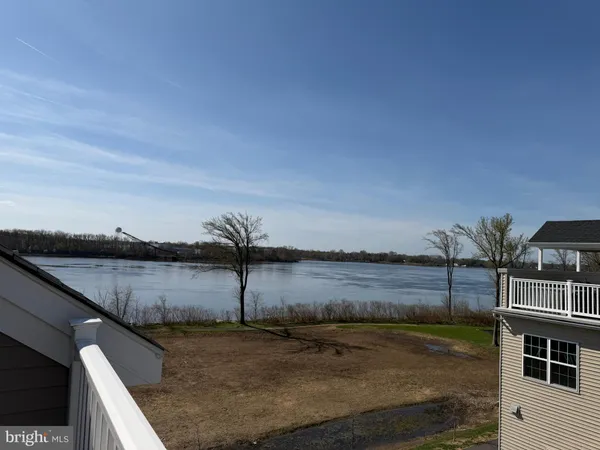 $585,000 | 98 King Street, Bensalem, PA 19020
