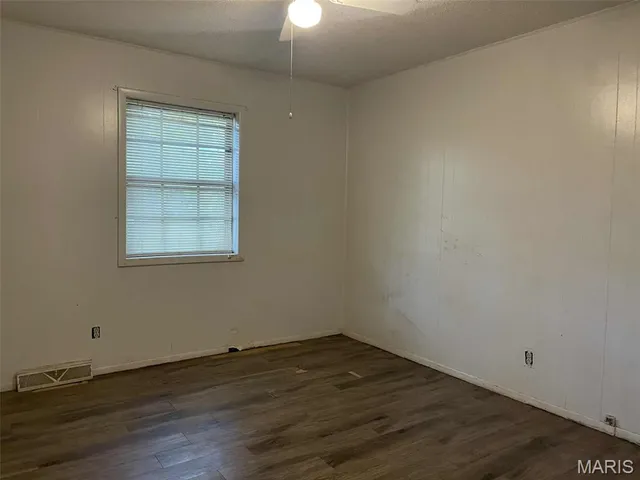 $99,900 | 411 Medler Street, Bernie, MO 63822