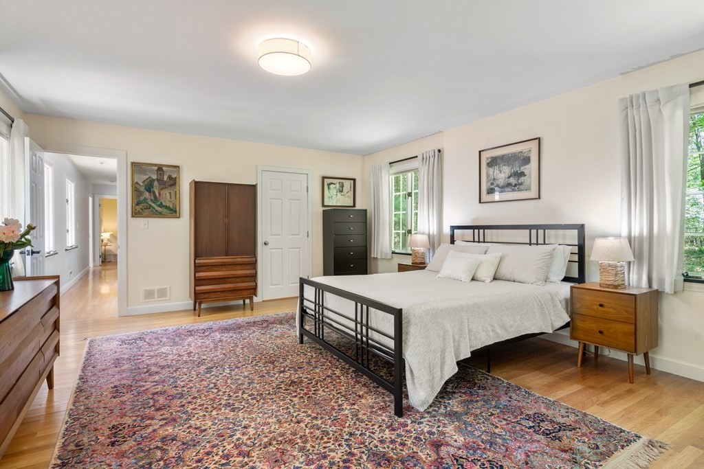 46 Woodridge Road Wayland, MA 01778 - Photo 24 of 35 Gallery Image 24