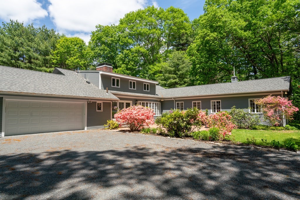 46 Woodridge Road Wayland, MA 01778 - Photo 4 of 35 Gallery Image 4