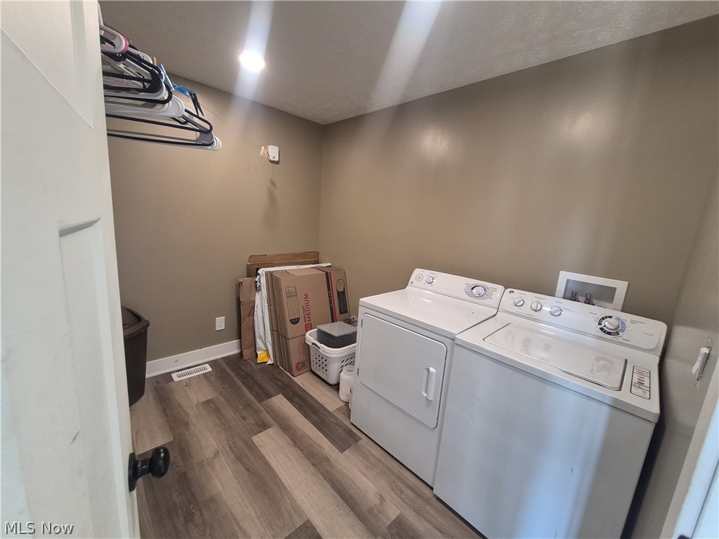 357 State Road Northwest Warren, OH 44483 - Photo 10 of 27 Laundry
