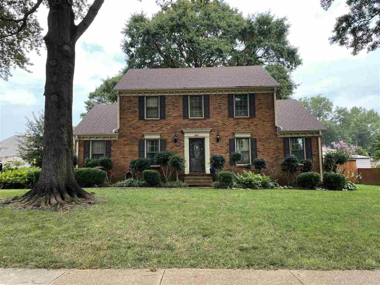 1693 Miller Farms Road Germantown, TN 38138 - Photo 1 of 8 Gallery Image 1