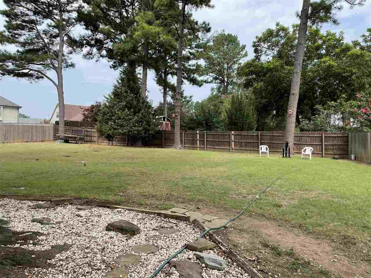 1693 Miller Farms Road Germantown, TN 38138 - Photo 3 of 8 Gallery Image 3