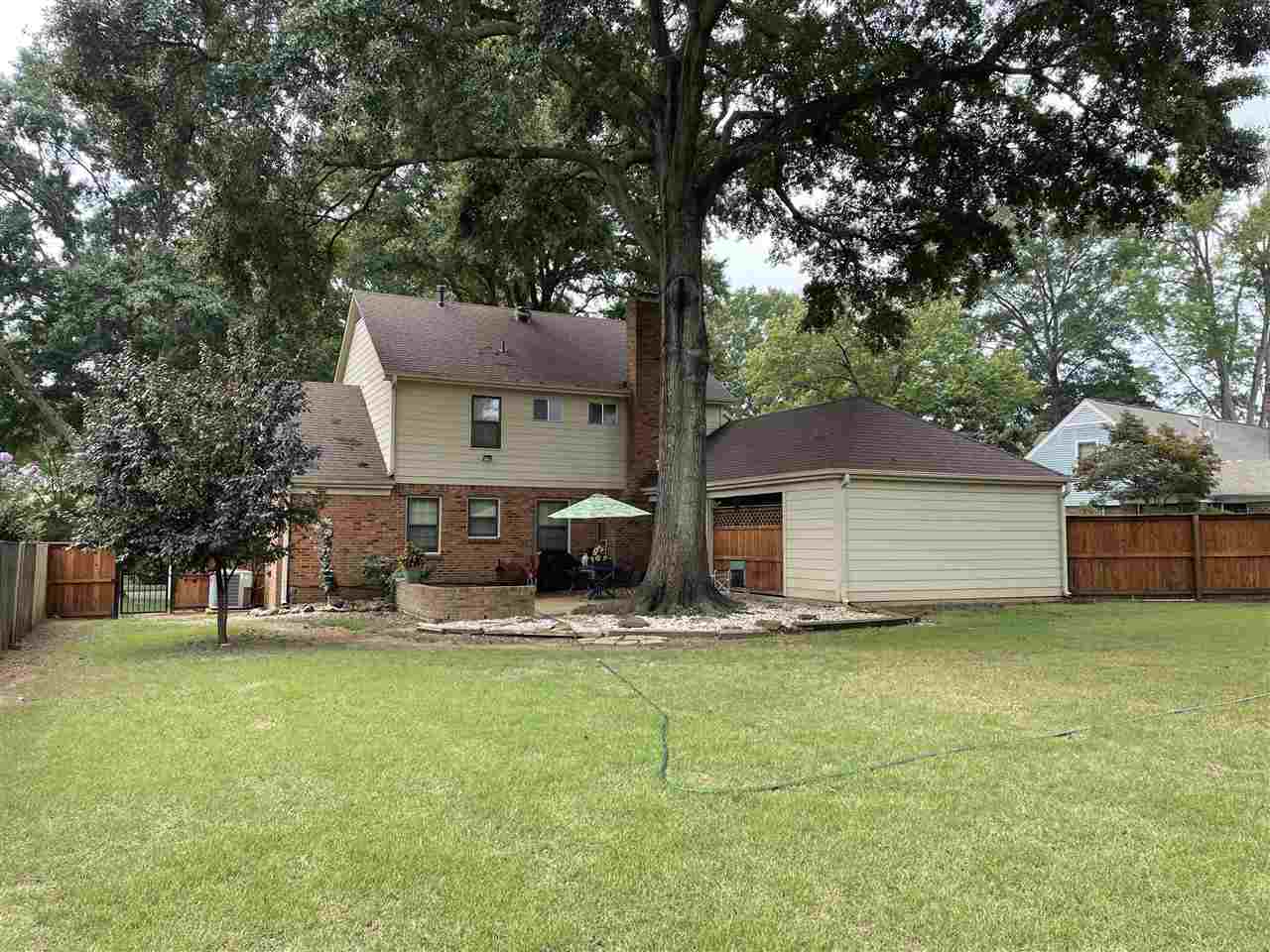 1693 Miller Farms Road Germantown, TN 38138 - Photo 4 of 8 Gallery Image 4