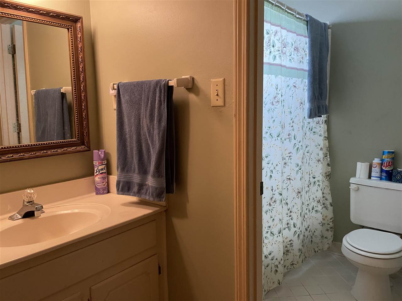 1693 Miller Farms Road Germantown, TN 38138 - Photo 8 of 8 Gallery Image 8