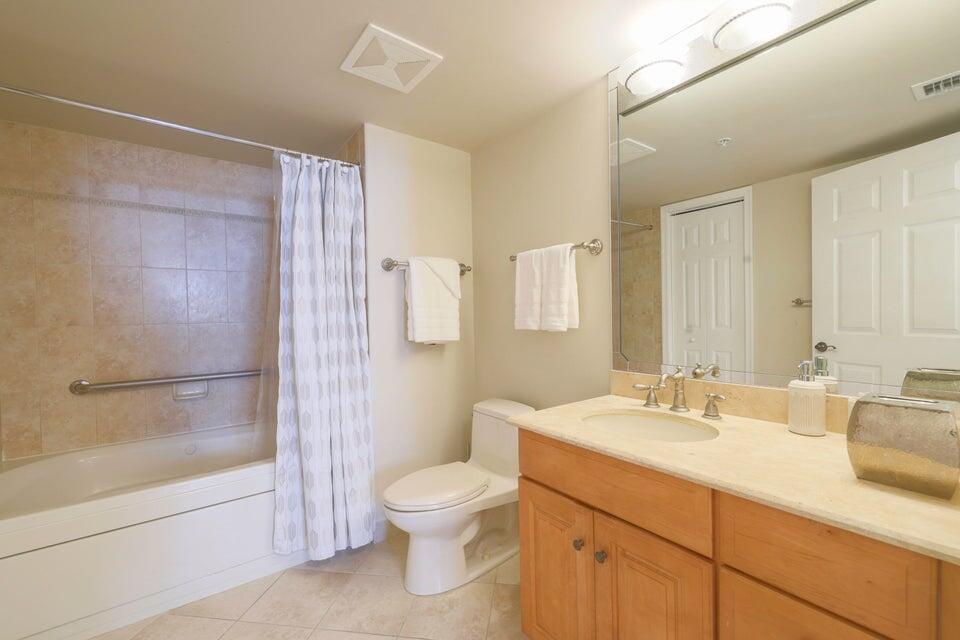 101 Plaza Real South, Unit 606 Boca Raton, FL 33432 - Photo 12 of 17 Master Bath