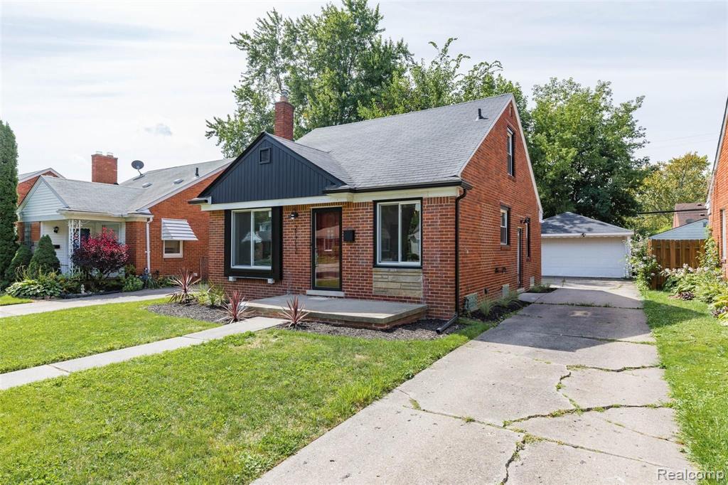 21712 Newcastle Road Harper Woods, MI 48225 - Photo 23 of 38