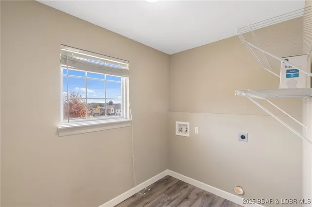 $299,900 | 2058 Hastings Road, Jefferson City, MO 65109