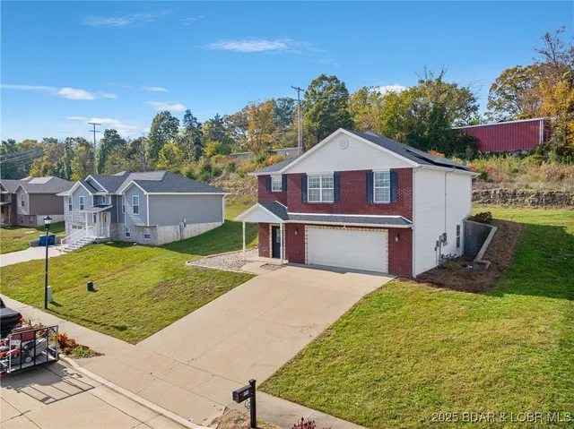 $299,900 | 2058 Hastings Road, Jefferson City, MO 65109