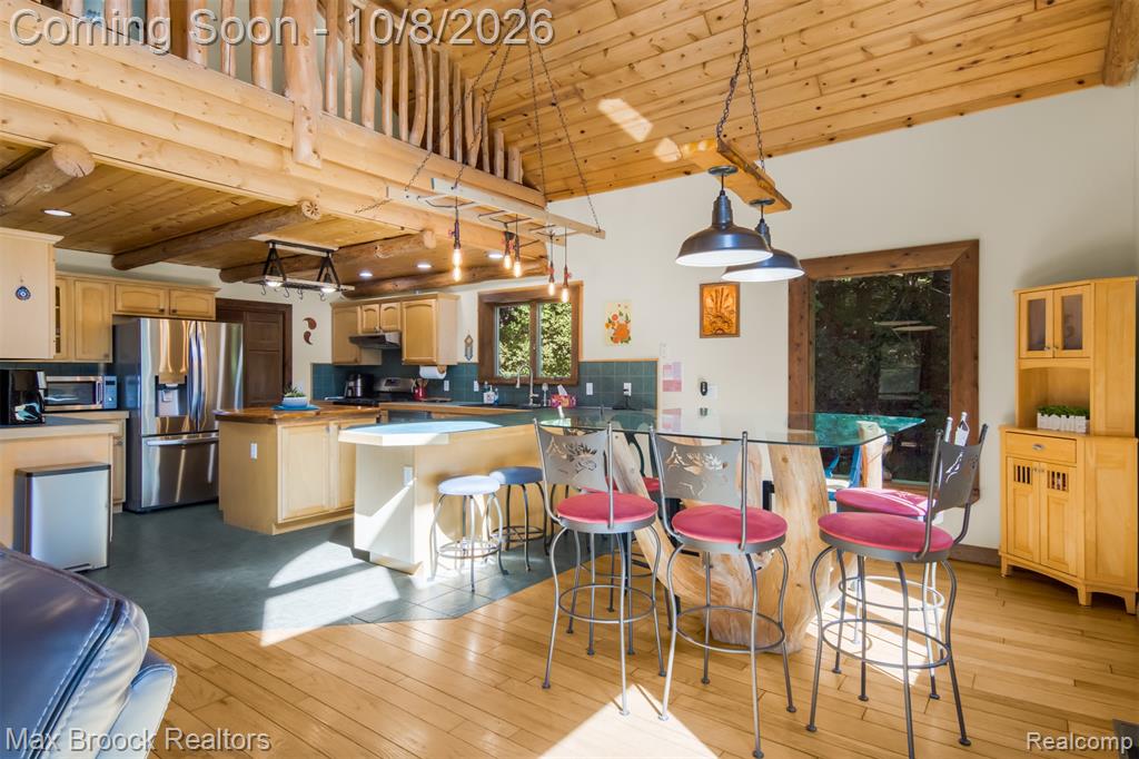 11748 Cedar Run Road Traverse City, MI 49684 - Photo 17 of 46 Gallery Image 17