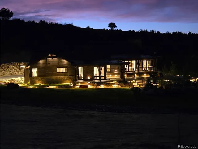 a view of building with an outdoor space