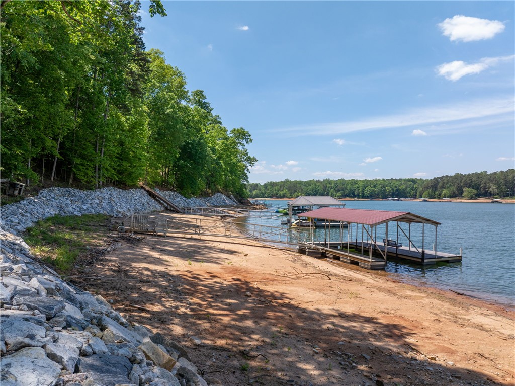 606 Foxboro Road Westminster, SC 29693 - Photo 9 of 15