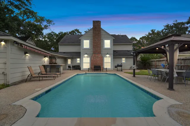 $8,000 | 1807 Saddlecreek Drive, Houston, TX 77090