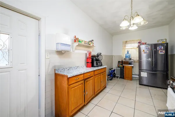 $500,000 | 527 Cary Street, Orange, NJ 07050