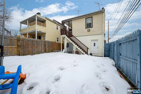 $500,000 | 527 Cary Street, Orange, NJ 07050