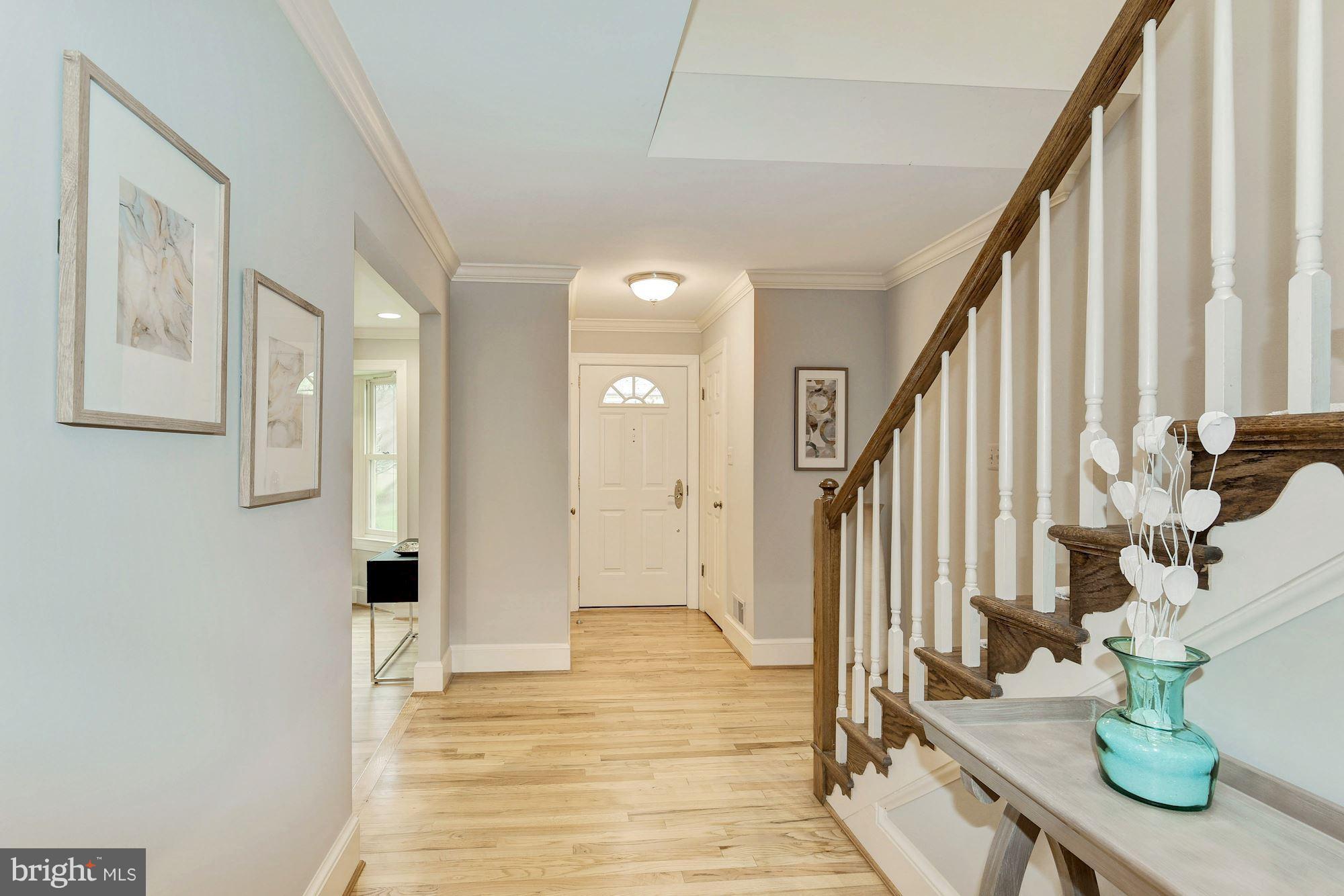 7215 Evans Mill Road McLean, VA 22101 - Photo 2 of 30 Foyer Entrance