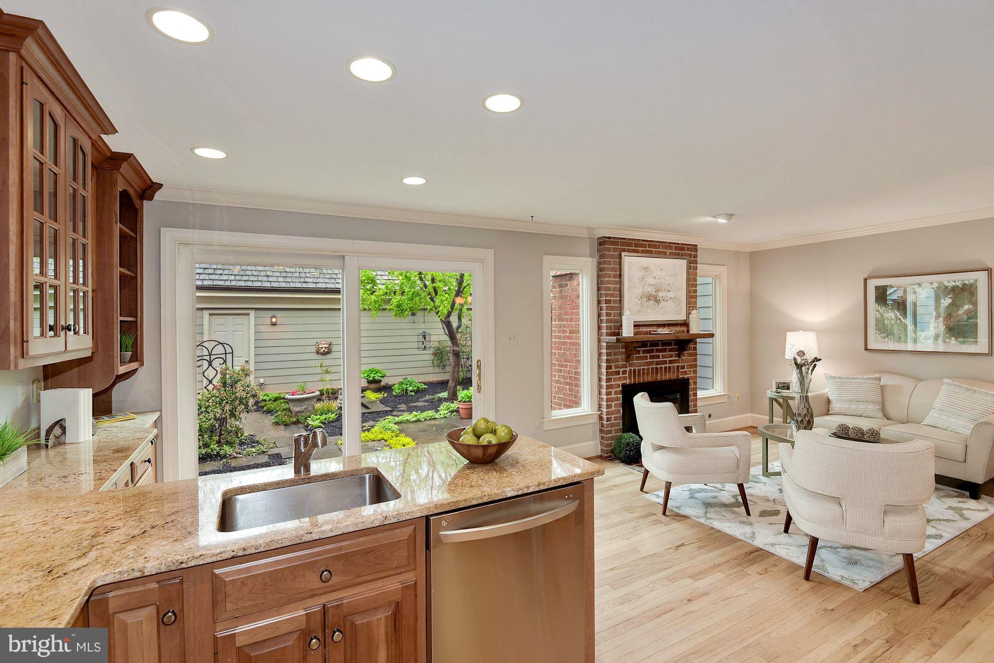 7215 Evans Mill Road McLean, VA 22101 - Photo 10 of 30 Family Room/Kitchen