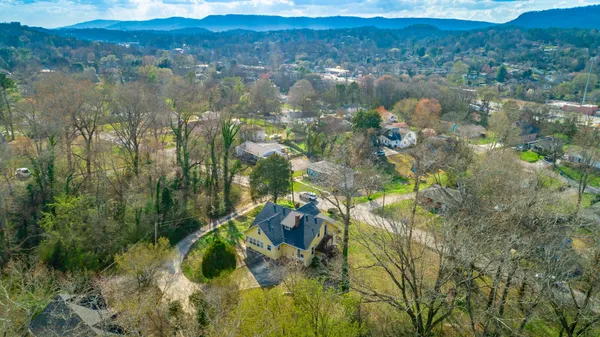 $385,000 | 3118 Easton Avenue, Chattanooga, TN 37415