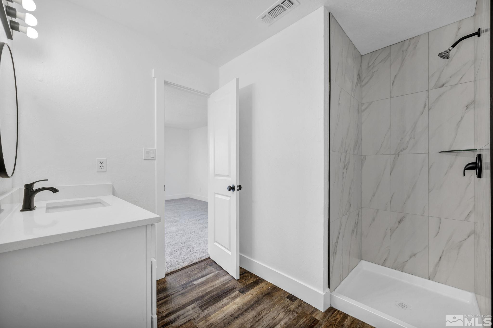 2300 Dickerson Road, Unit 32 Reno, NV 89503 - Photo 7 of 18 Photo 10