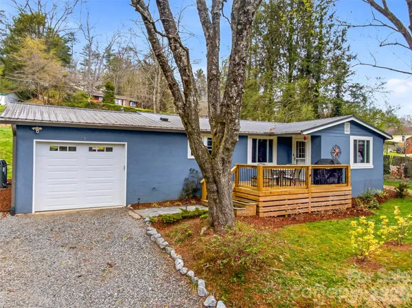 $397,000 | 33 Kilpatrick Street, Brevard, NC 28712