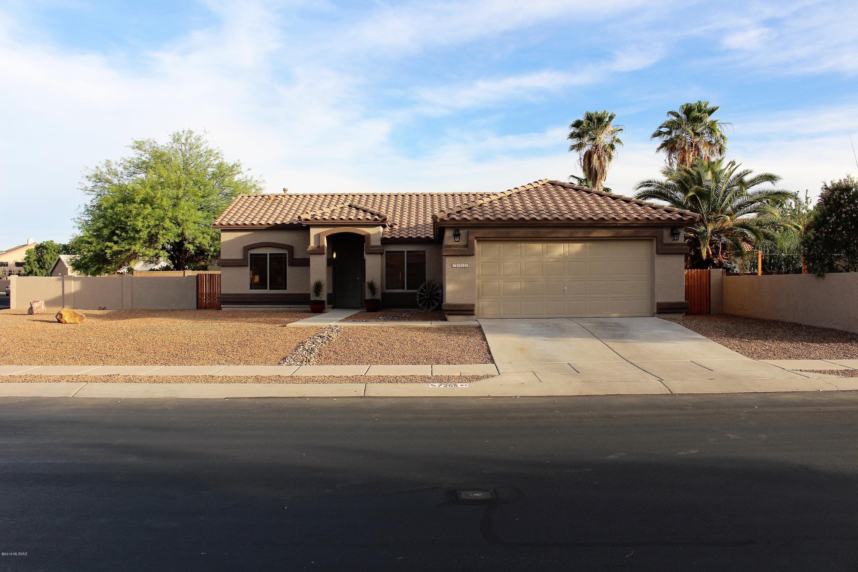 7255 West Maple Ridge Drive Tucson, AZ 85743 - Photo 3 of 45 Gallery Image 3